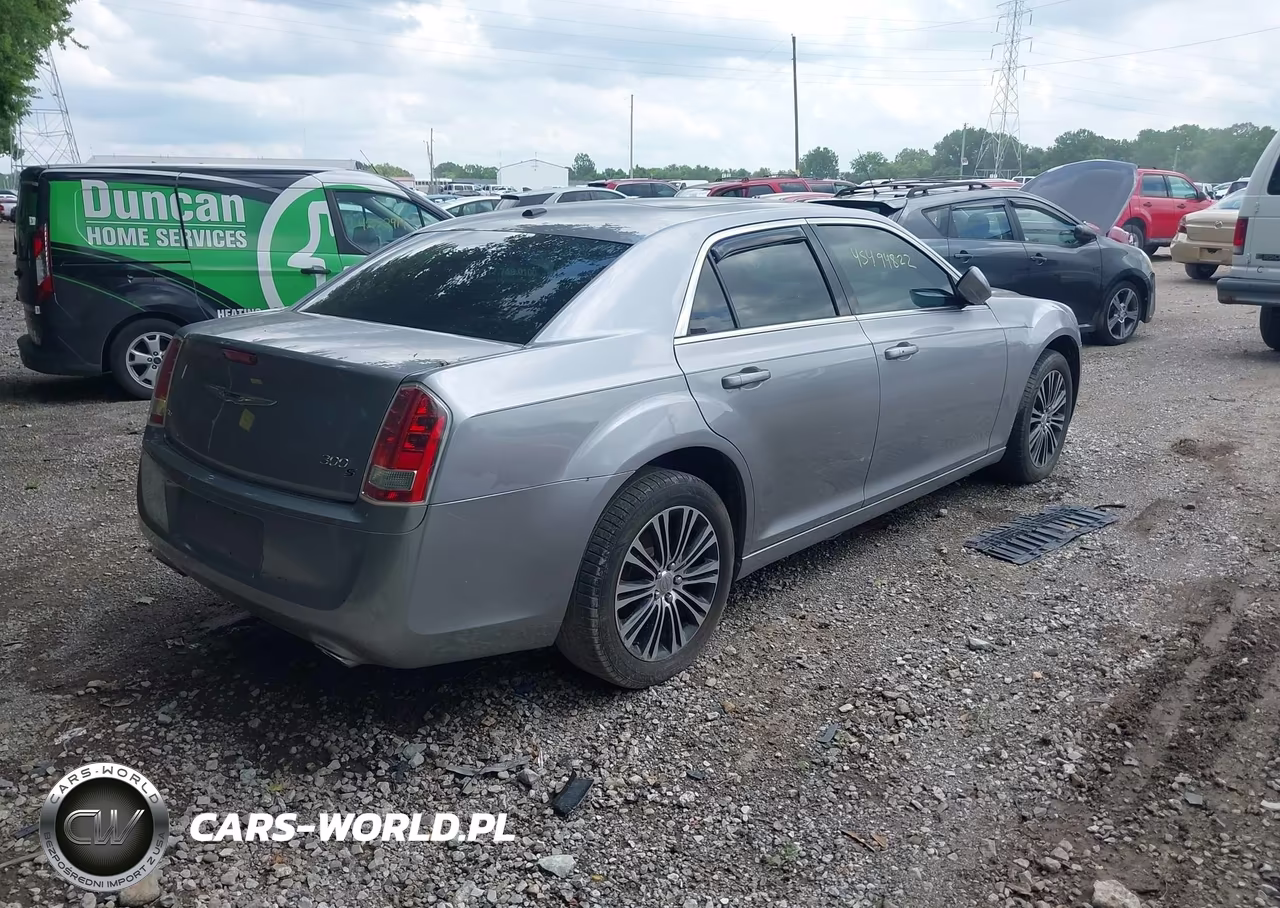2014 Chrysler 300 300S VIN:2C3CCAGG7EH184776 - 4