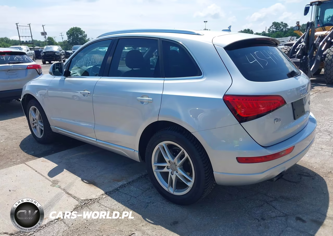 2013 Audi Q5 2.0T Premium VIN:WA1LFAFP2DA046445 - 3