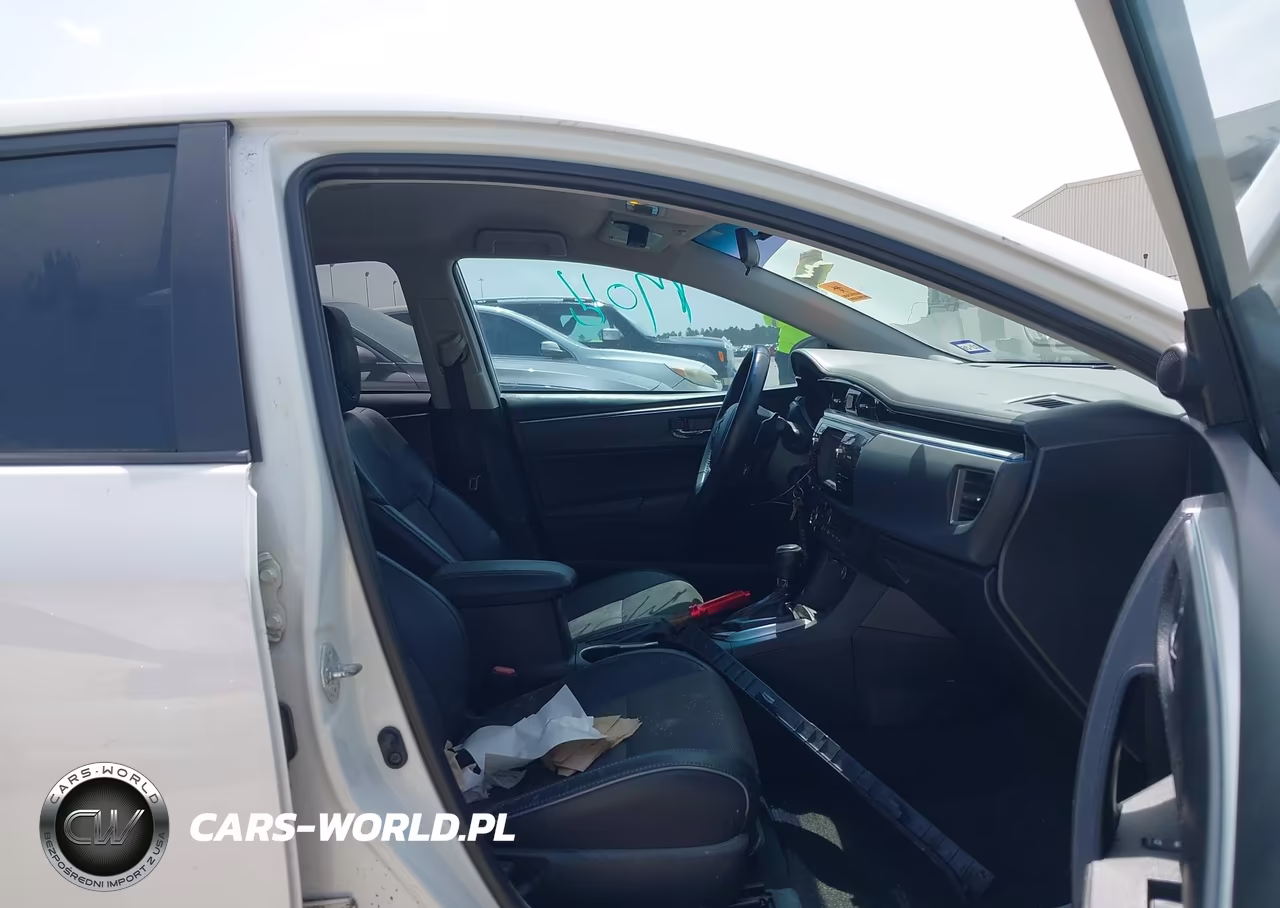 2015 Toyota Corolla S Plus VIN:2T1BURHEXFC406383 - 5