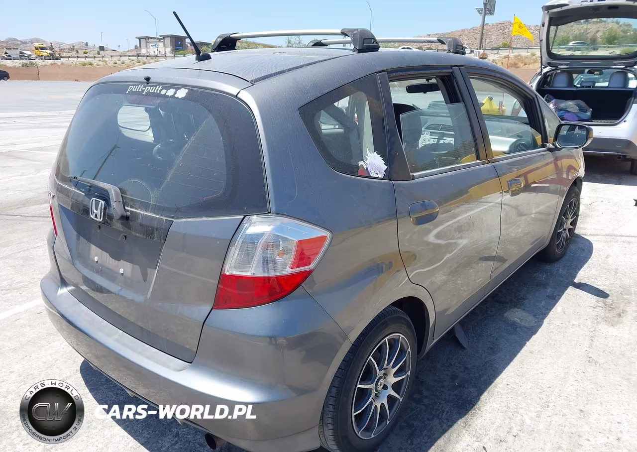 2012 Honda Fit VIN:JHMGE8H33CC023903 - 4