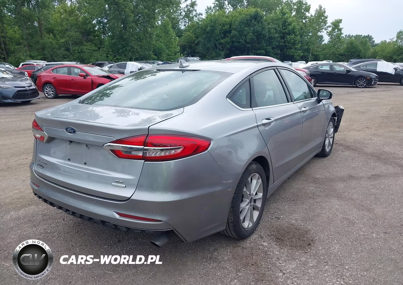 2020 Ford Fusion Se VIN:3FA6P0HD9LR172616 - 4