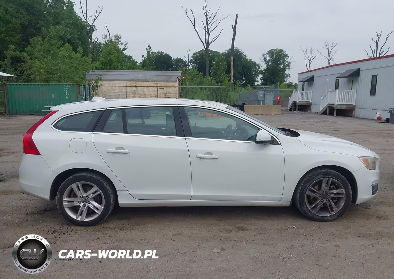 2015 Volvo V60 T5 Premier VIN:YV140MEB5F1200212 - 13