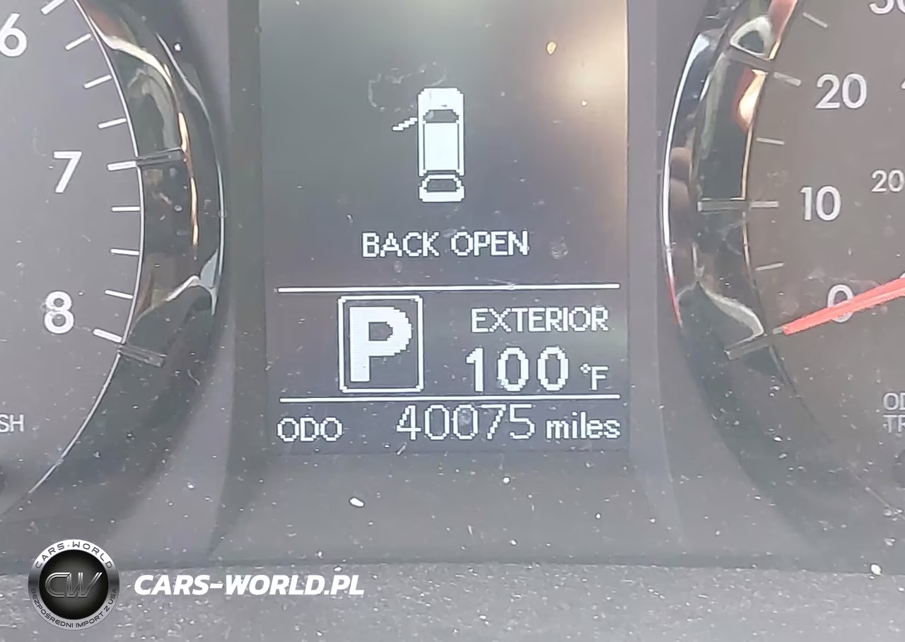2017 Toyota Sienna Le 8 Passenger VIN:5TDKZ3DC1HS898699 - 16