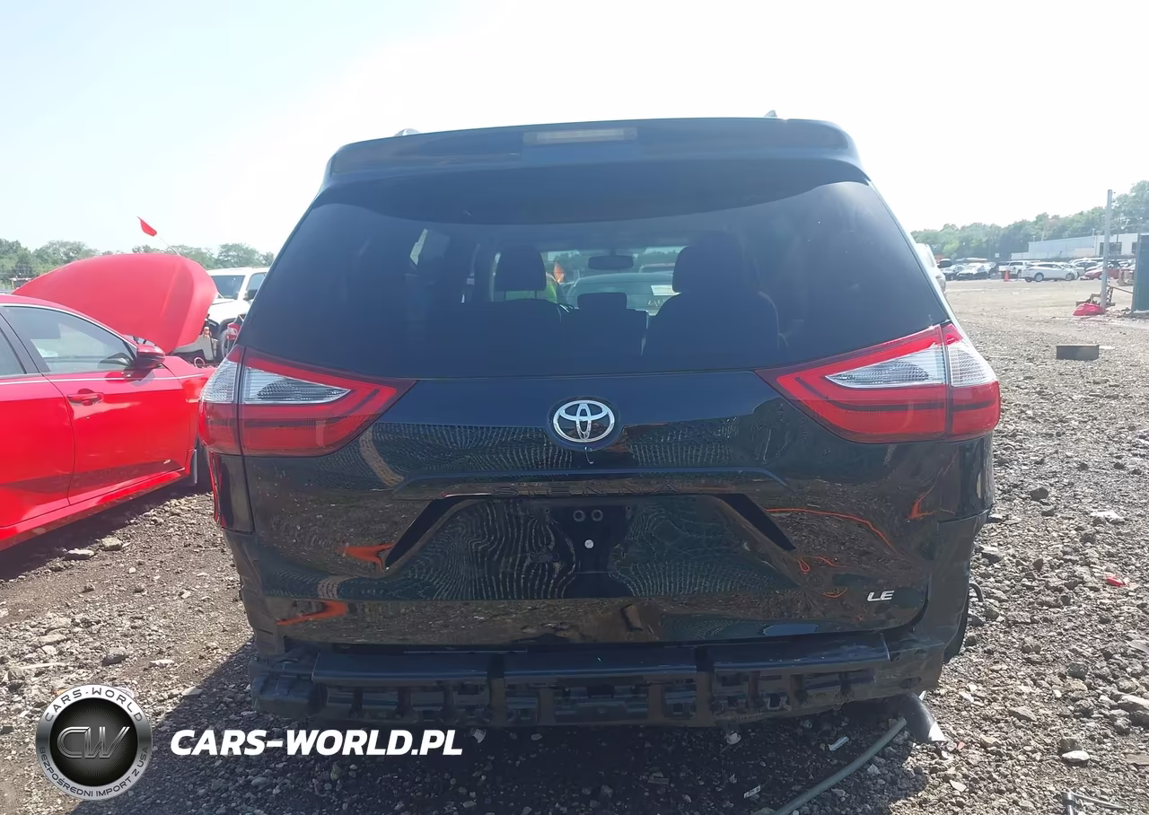 2017 Toyota Sienna Le 8 Passenger VIN:5TDKZ3DC1HS898699 - 17