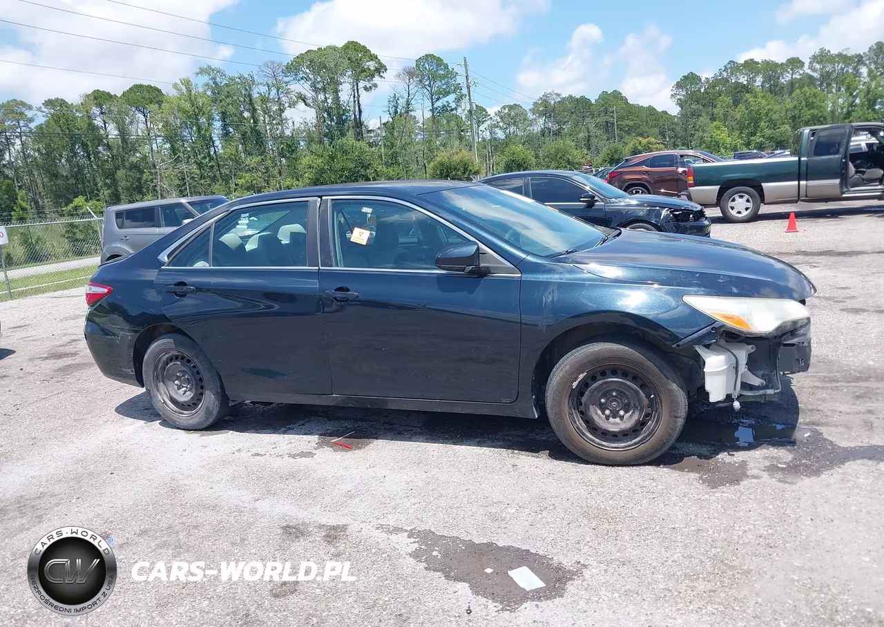 2016 Toyota Camry Le VIN:4T4BF1FK3GR559875 - 13