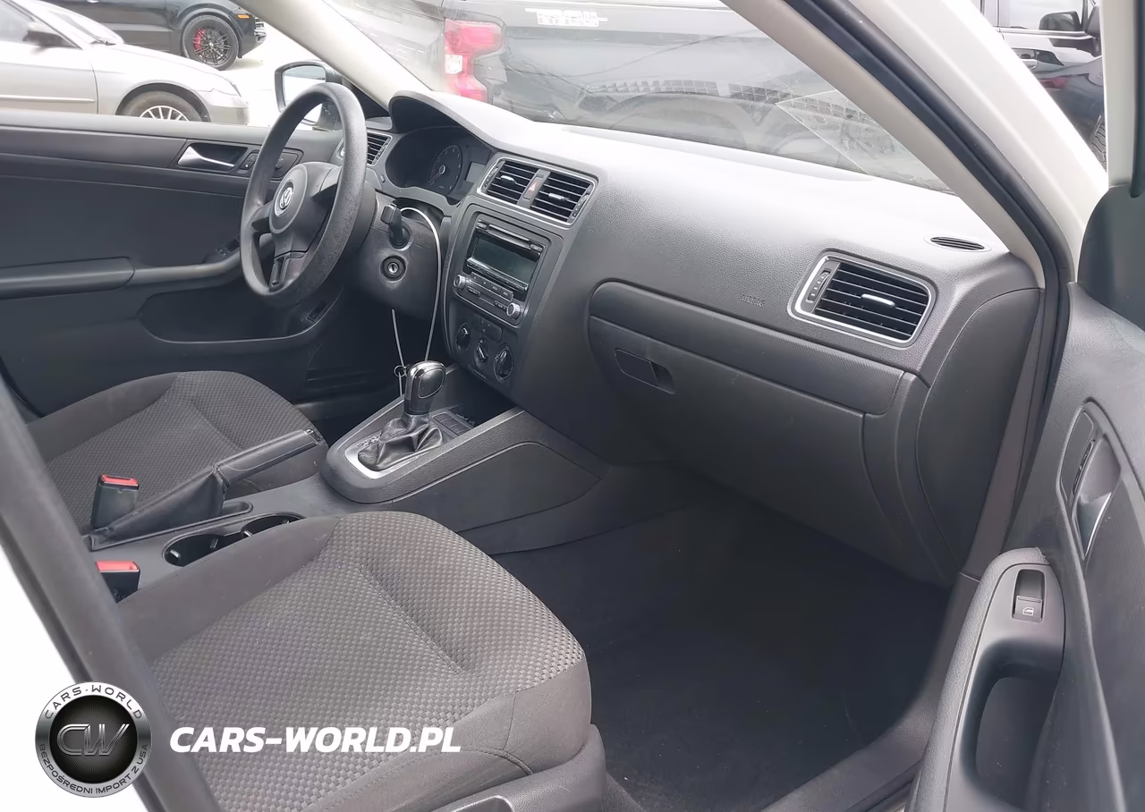 2013 Volkswagen Jetta 2.0L S VIN:3VW2K7AJXDM208731 - 5