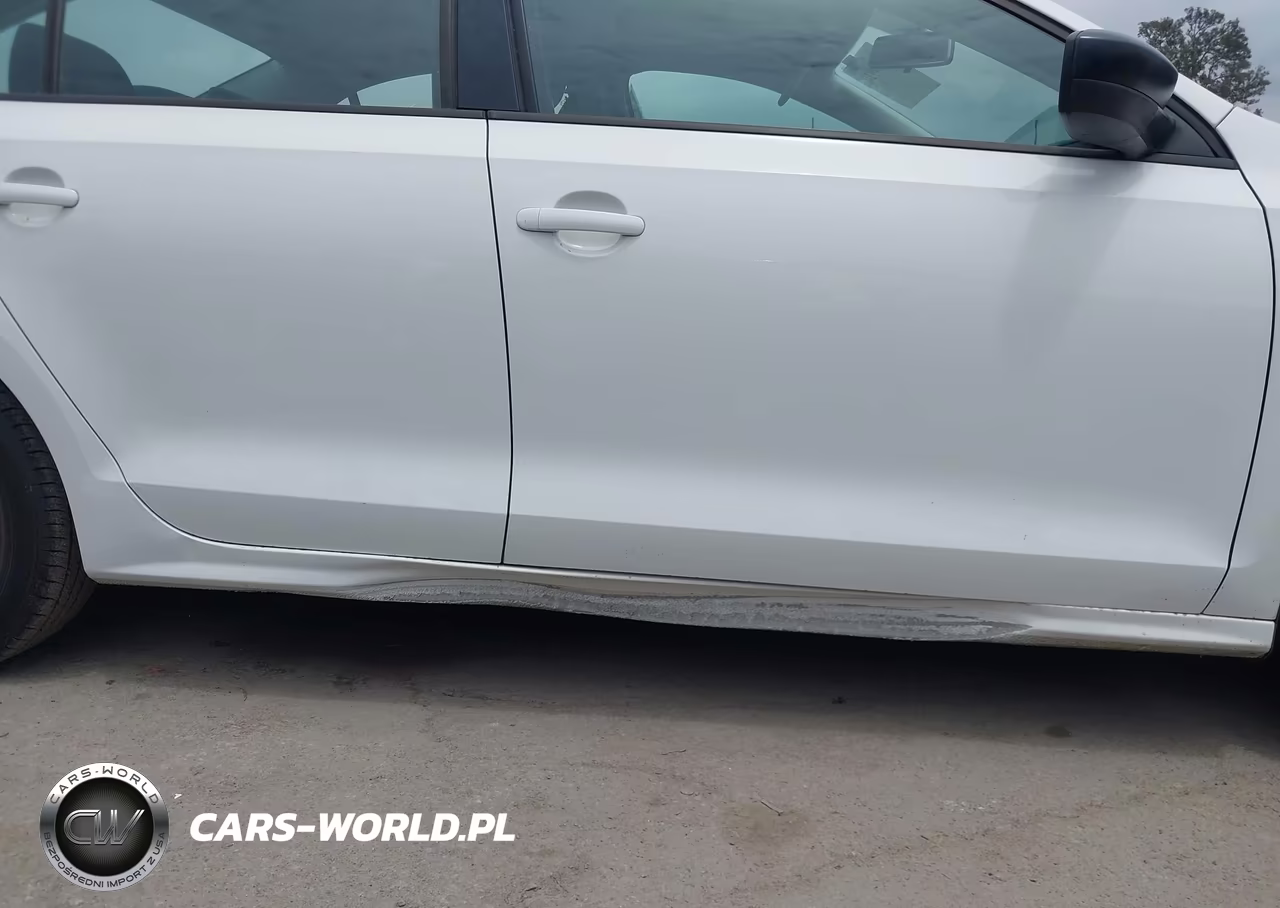 2013 Volkswagen Jetta 2.0L S VIN:3VW2K7AJXDM208731 - 6