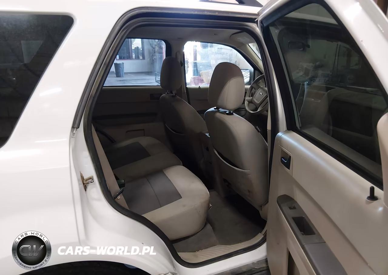 2008 Ford Escape Xlt VIN:1FMCU93128KA57547 - 8