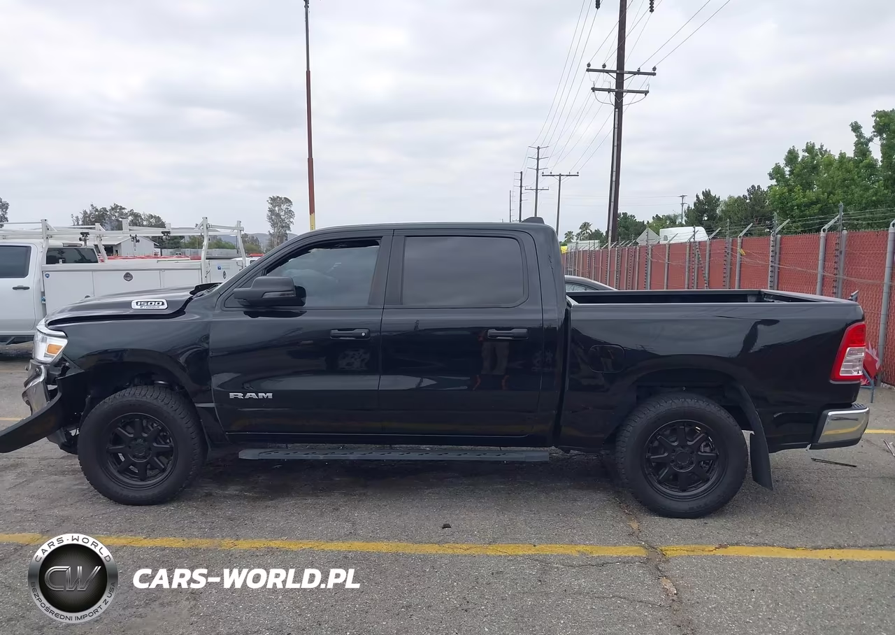 2023 Ram 1500 VIN:1C6RRFFGXPN632383 - 15