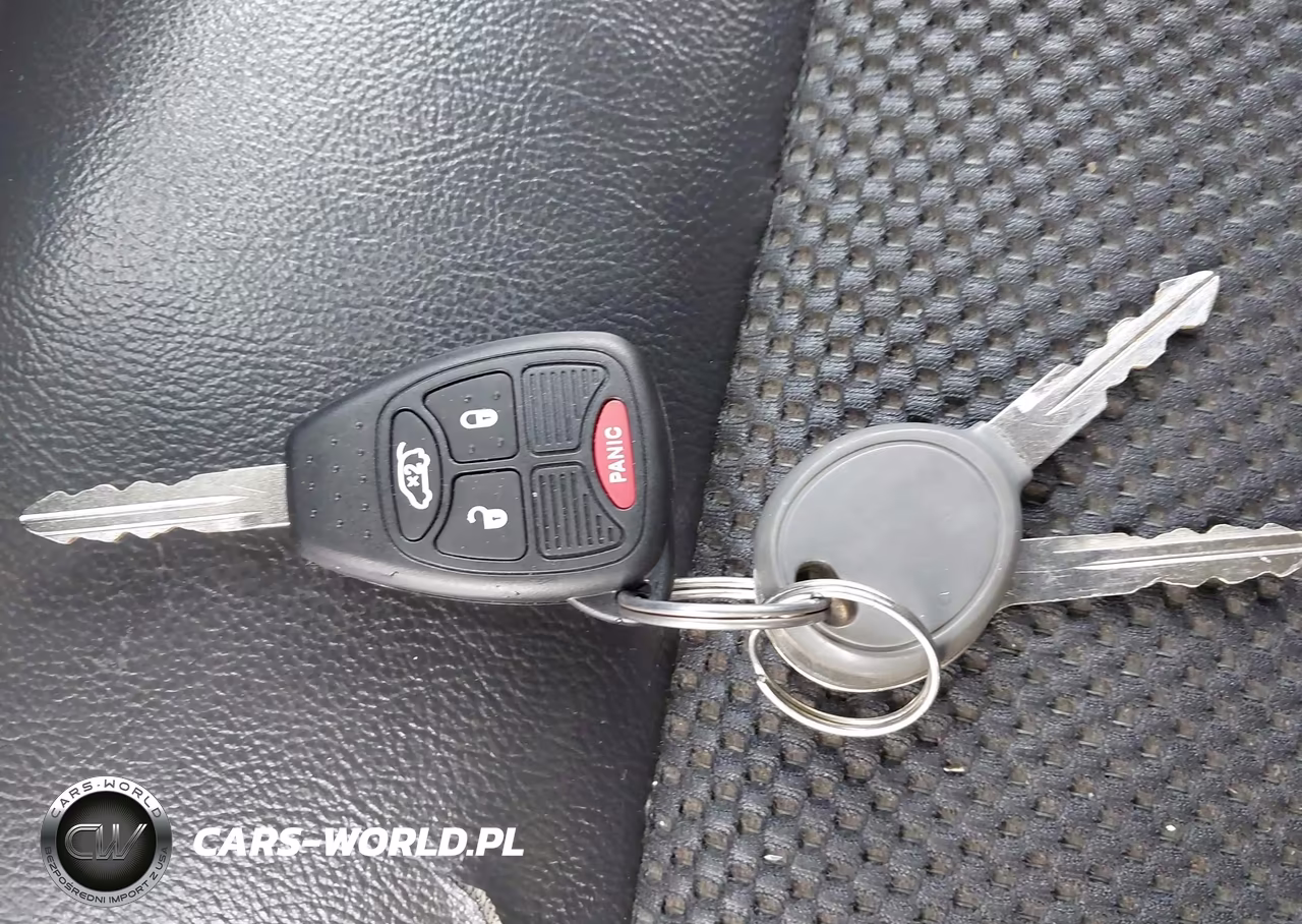 2014 Jeep Compass Latitude VIN:1C4NJCEA3ED604275 - 11
