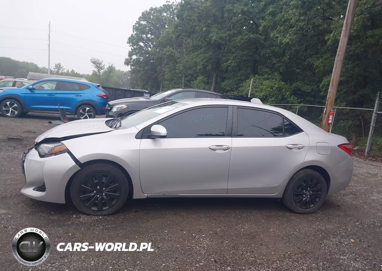 2019 Toyota Corolla Le VIN:2T1BURHEXKC213984 - 14