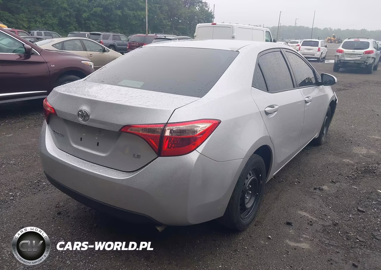 2019 Toyota Corolla Le VIN:2T1BURHEXKC213984 - 4