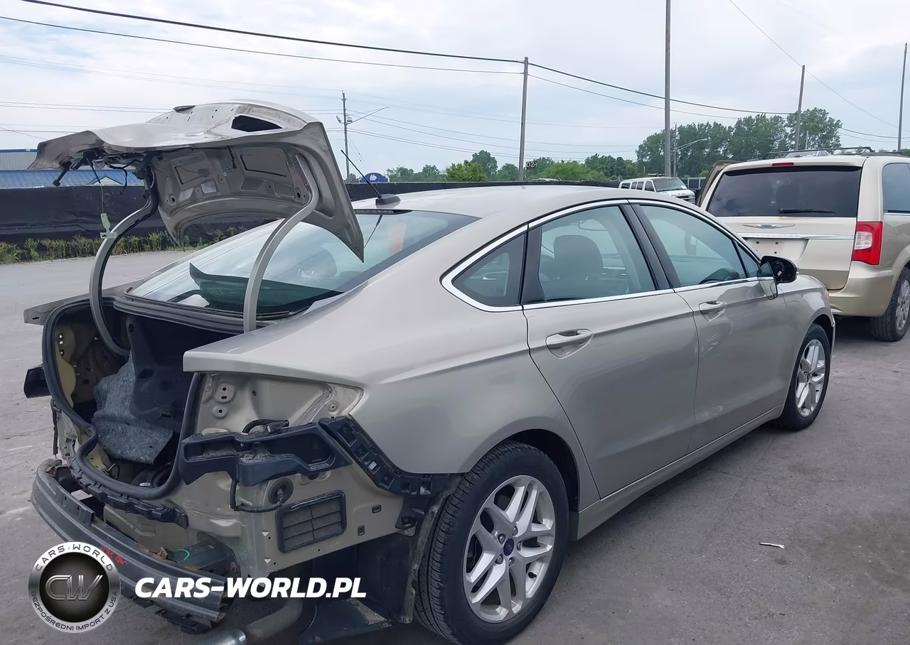 2015 Ford Fusion Se VIN:3FA6P0HD7FR111995 - 4