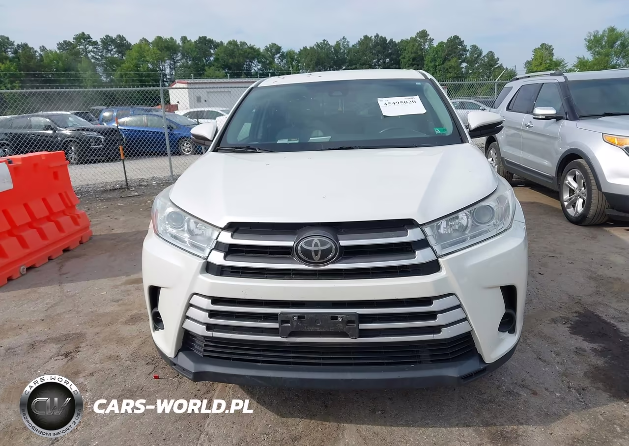 2018 Toyota Highlander Le VIN:5TDBZRFH3JS913091 - 12