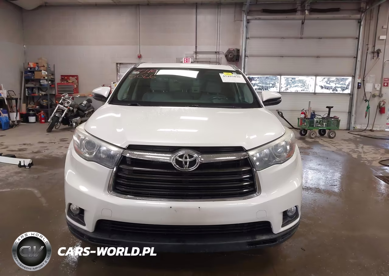 2015 Toyota Highlander Xle V6 VIN:5TDJKRFH9FS113869 - 12