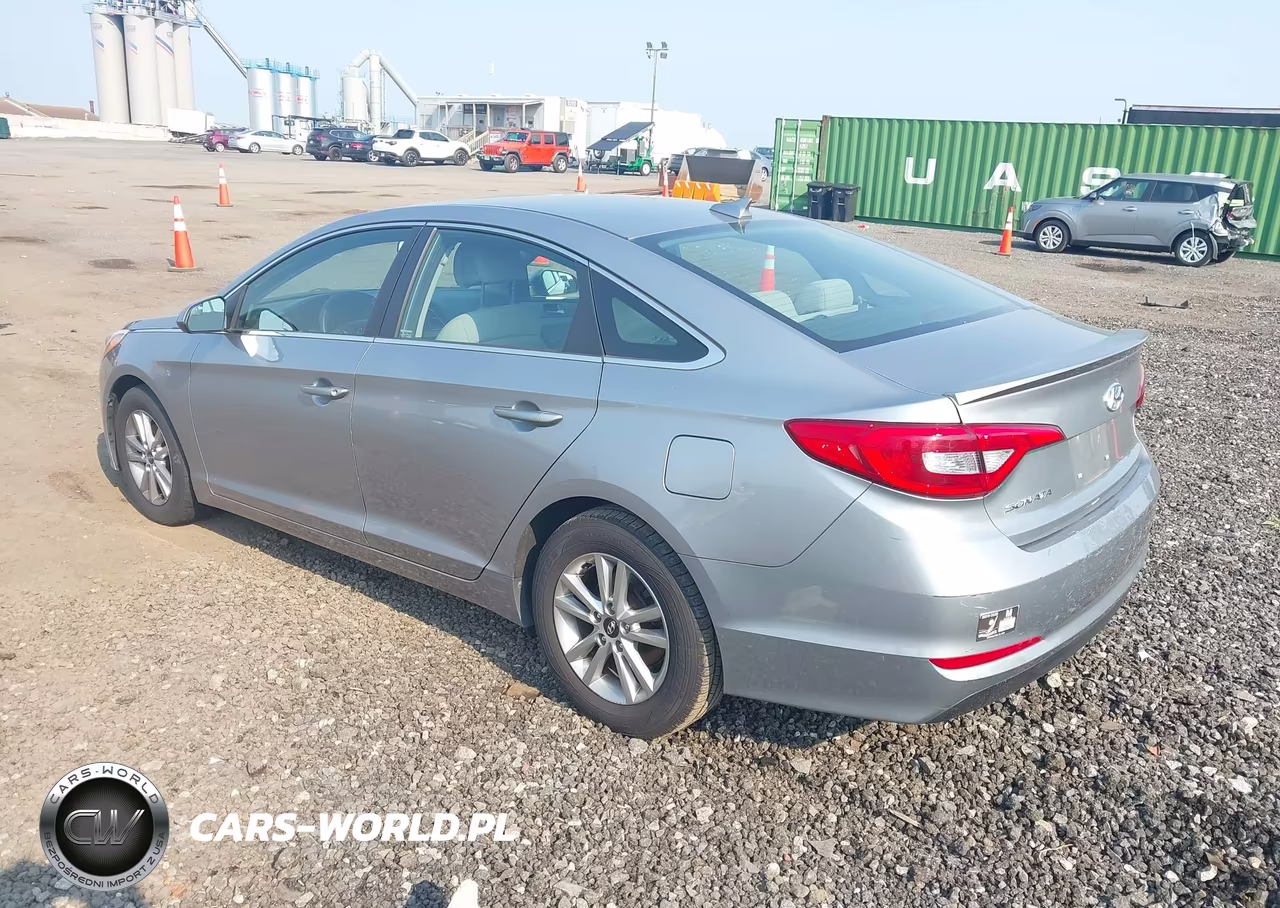 2015 Hyundai Sonata Se VIN:5NPE24AF4FH087469 - 3