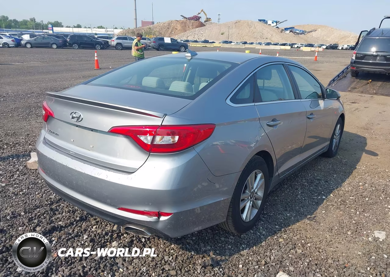 2015 Hyundai Sonata Se VIN:5NPE24AF4FH087469 - 6
