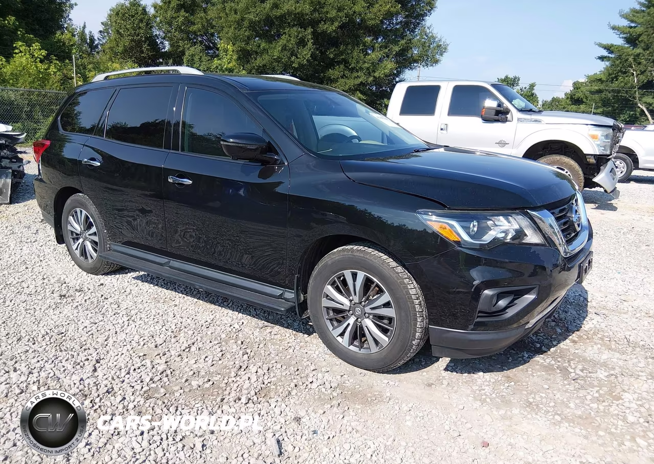 2017 Nissan Pathfinder Sl