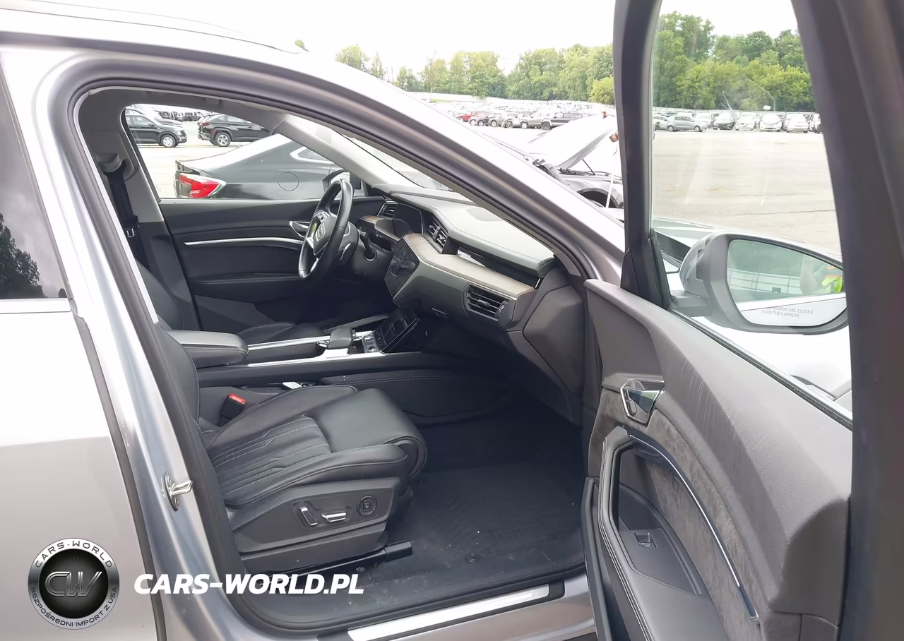 2019 Audi E-Tron Premium Plus VIN:WA1VAAGE6KB024895 - 5