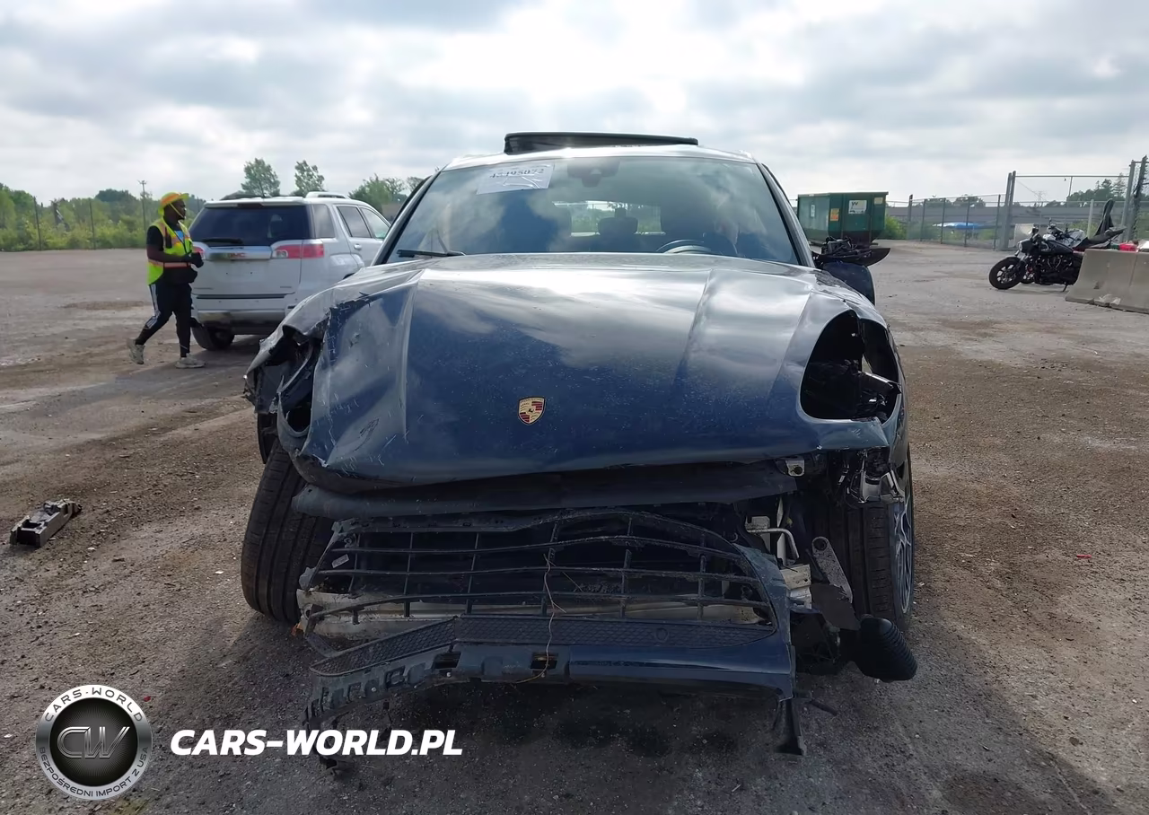 2020 Porsche Macan VIN:WP1AA2A55LLB09479 - 12