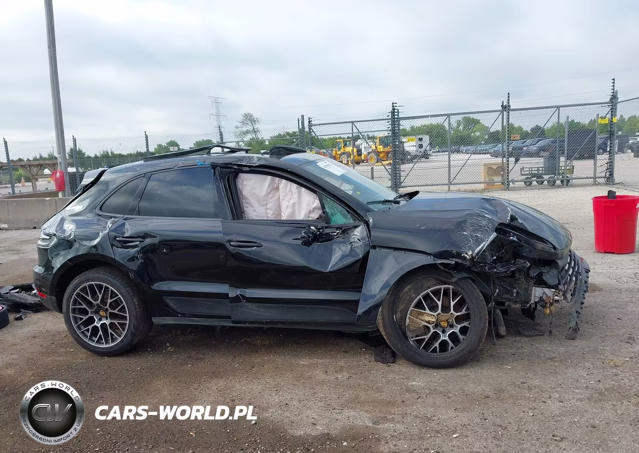 2020 Porsche Macan VIN:WP1AA2A55LLB09479 - 13