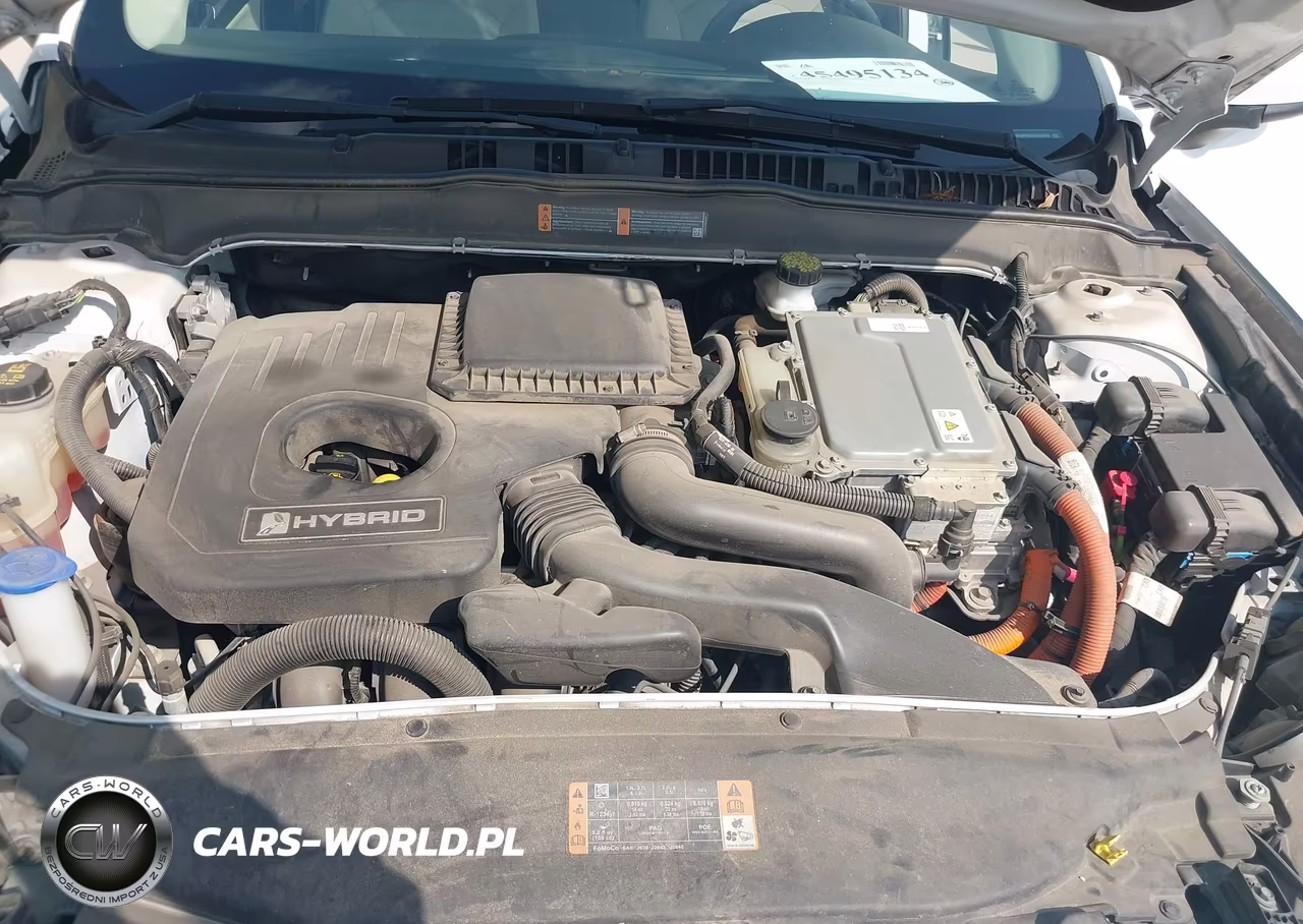 2018 Ford Fusion Hybrid S VIN:3FA6P0UUXJR243616 - 10