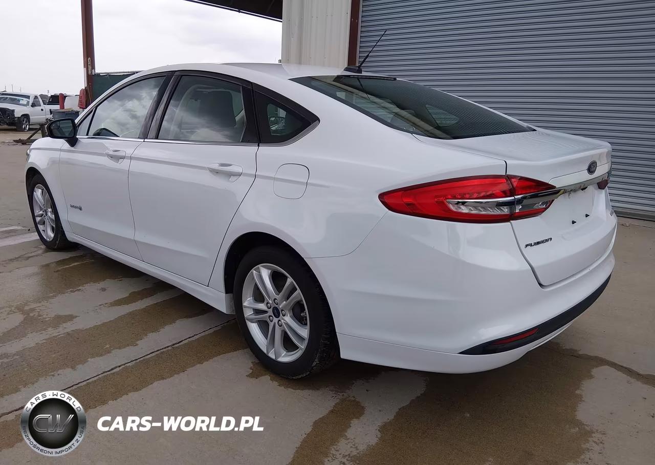 2018 Ford Fusion Hybrid S VIN:3FA6P0UUXJR243616 - 3