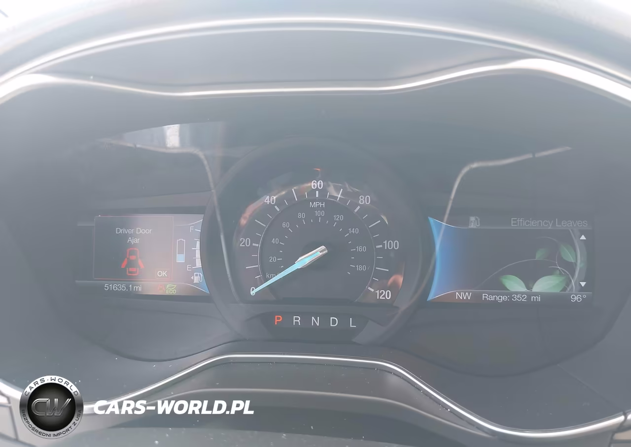 2018 Ford Fusion Hybrid S VIN:3FA6P0UUXJR243616 - 7