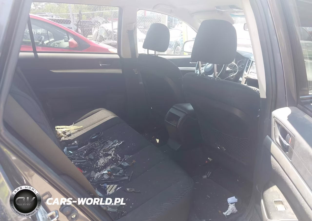 2010 Subaru Outback 2.5I Premium VIN:4S4BRBCC6A1320866 - 8
