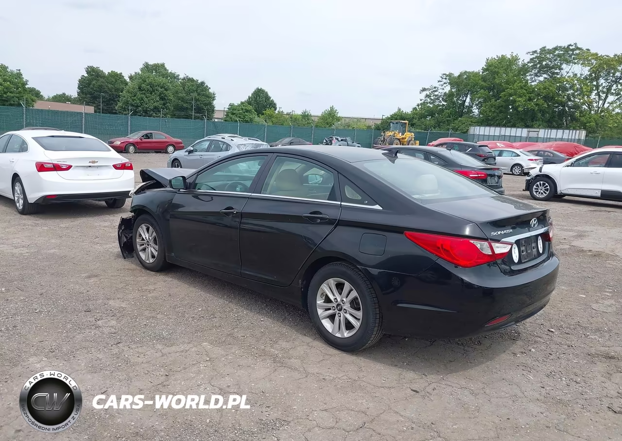 2011 Hyundai Sonata Gls VIN:5NPEB4AC2BH003956 - 3