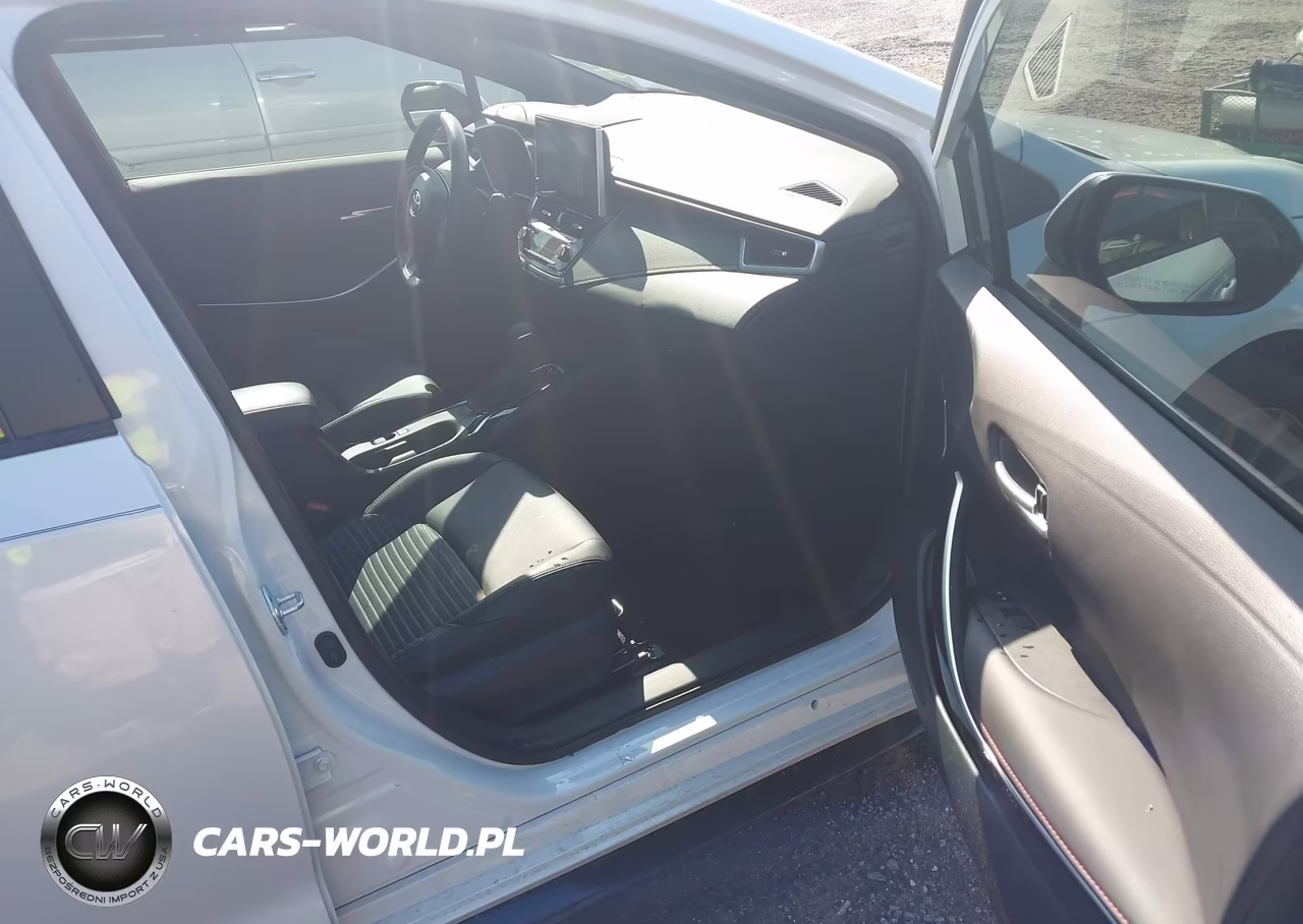 2024 Toyota Corolla Xse VIN:5YFT4MCE8RP186857 - 5