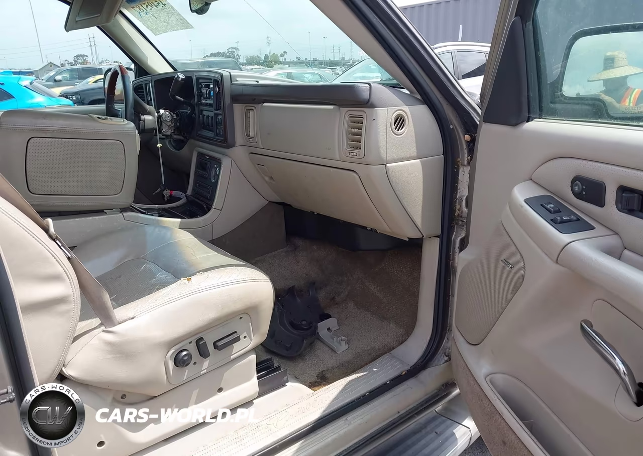 2002 Cadillac Escalade Standard VIN:1GYEK63N42R107989 - 5