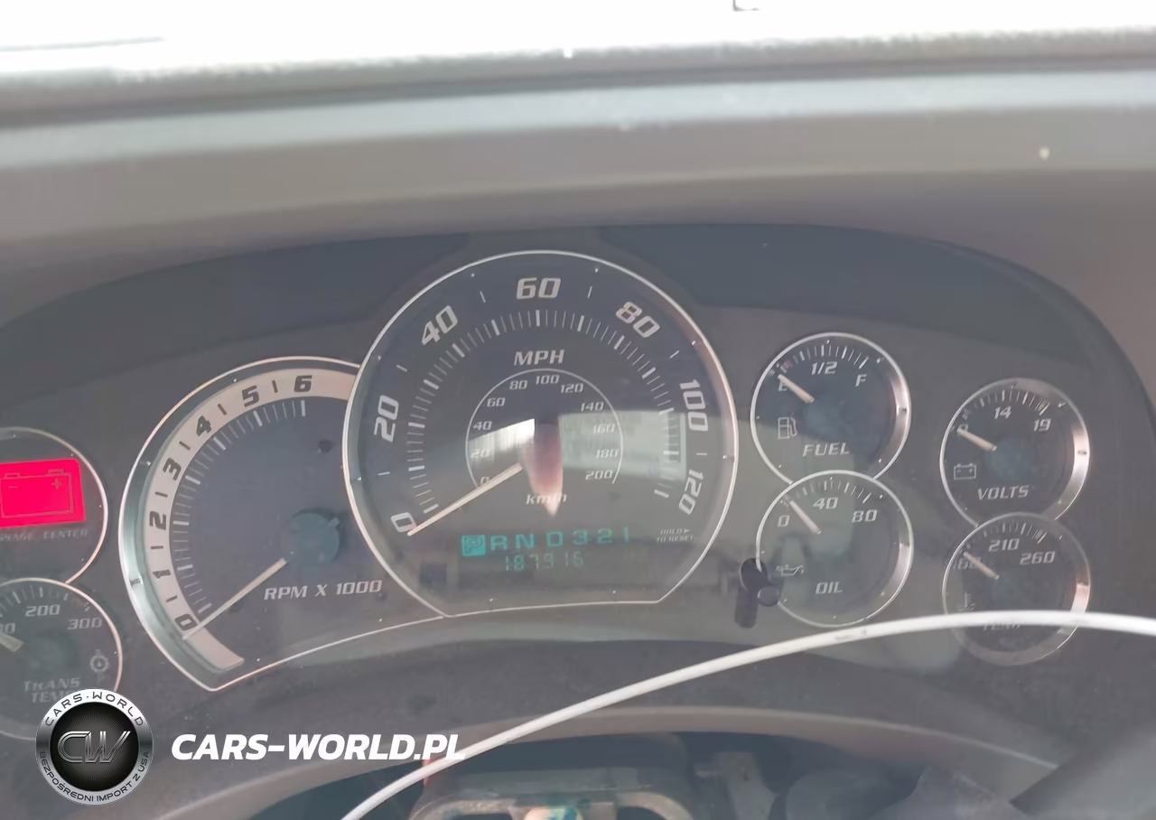 2002 Cadillac Escalade Standard VIN:1GYEK63N42R107989 - 7