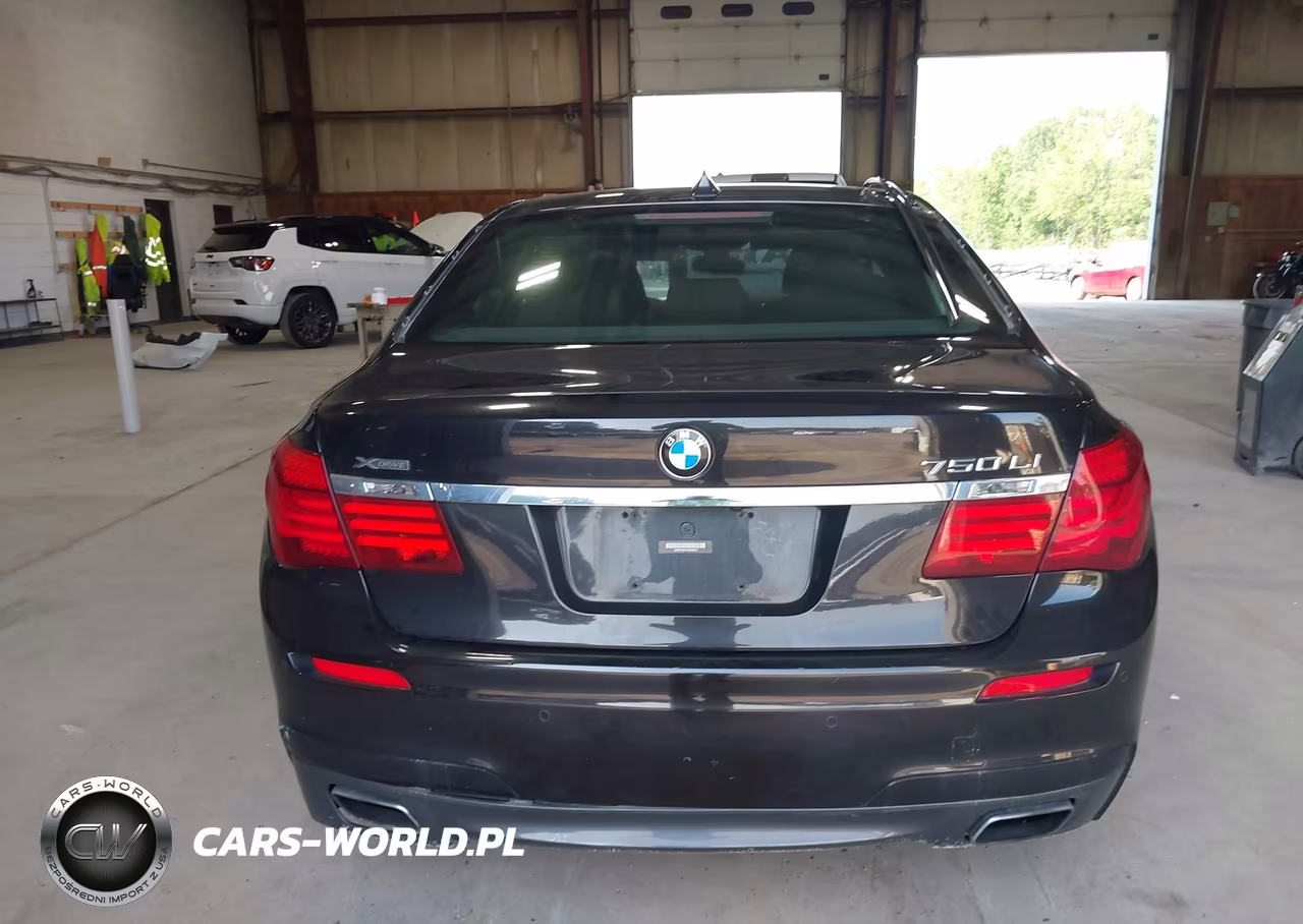 2015 BMW 750Li xDrive VIN:WBAYF8C51FD654673 - 15