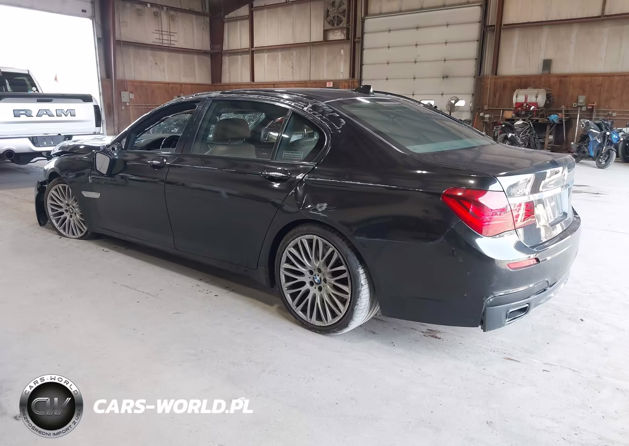2015 BMW 750Li xDrive VIN:WBAYF8C51FD654673 - 3
