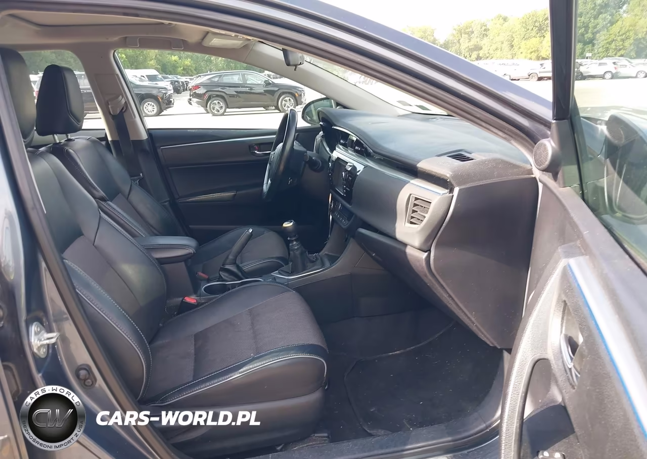 2015 Toyota Corolla S Plus VIN:2T1BURHE5FC434592 - 5