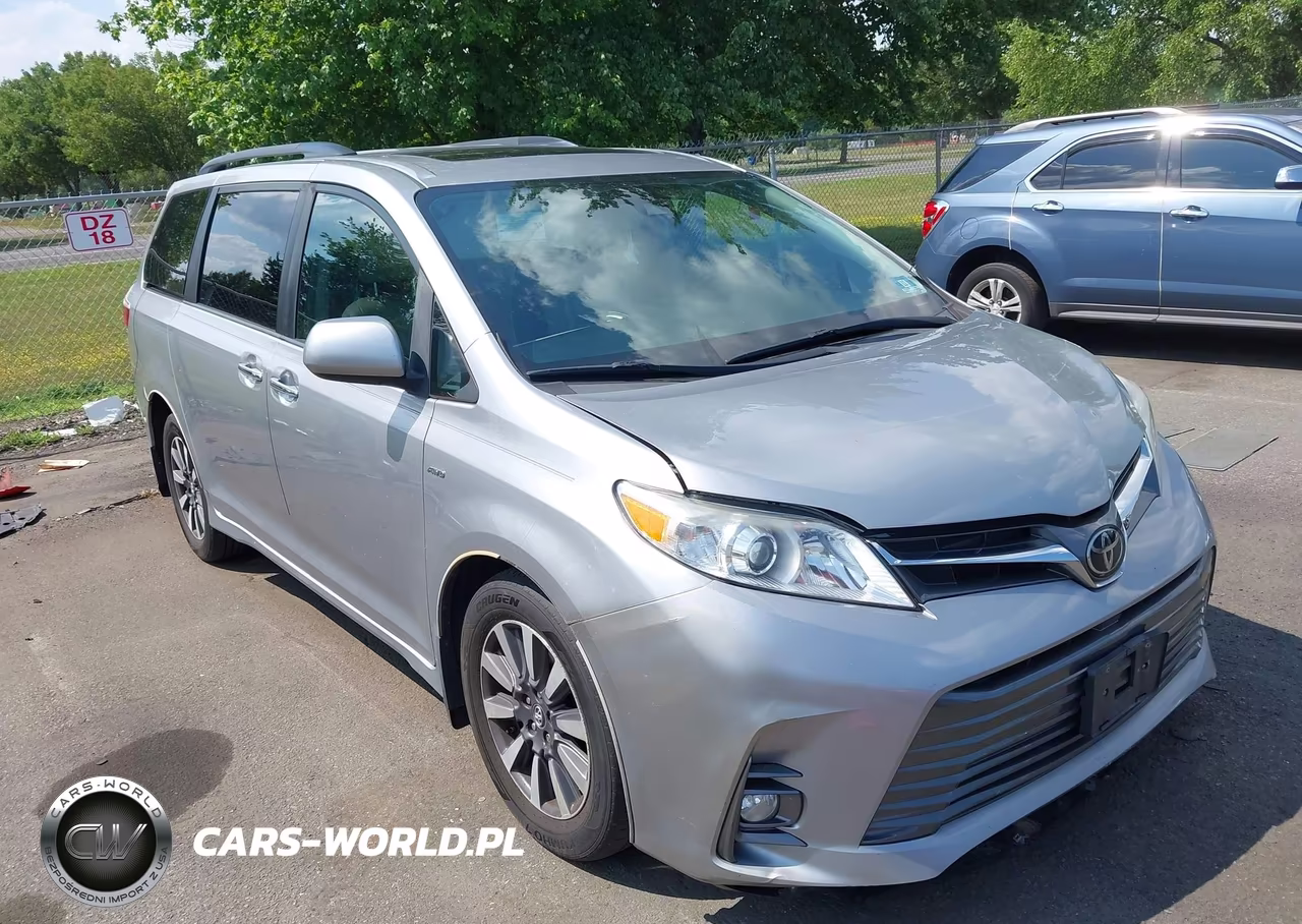2018 Toyota Sienna Xle Premium 7 Passenger – zdjęcie 1 z 16