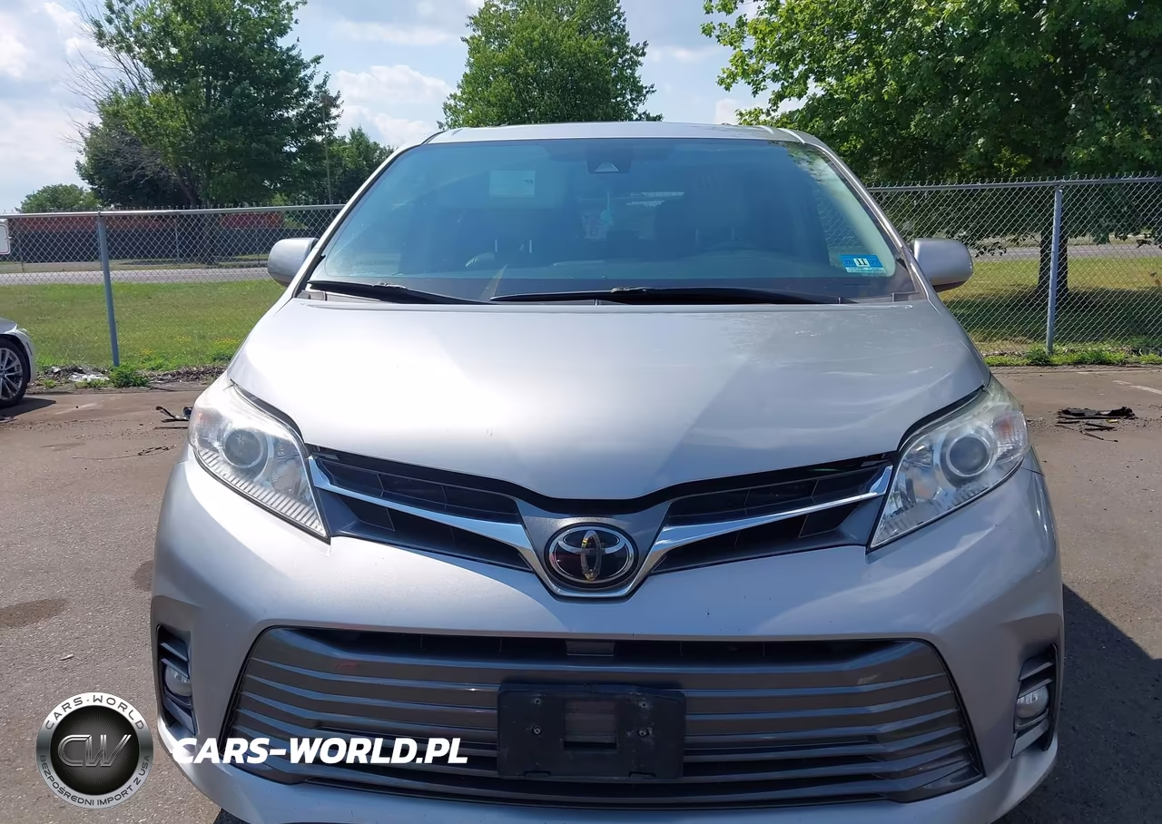 2018 Toyota Sienna Xle Premium 7 Passenger VIN:5TDDZ3DC3JS207476 - 12