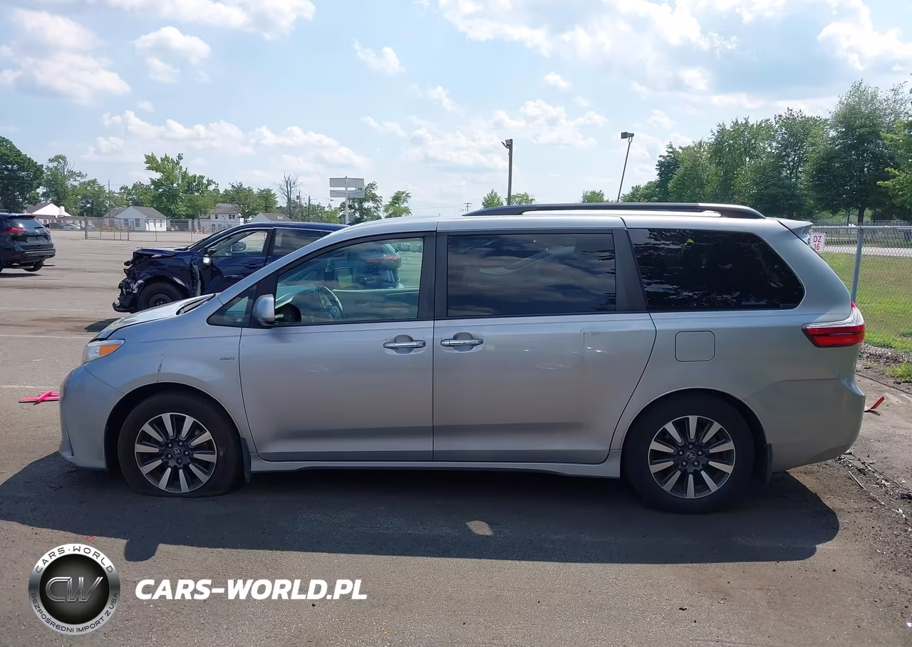 2018 Toyota Sienna Xle Premium 7 Passenger VIN:5TDDZ3DC3JS207476 - 14