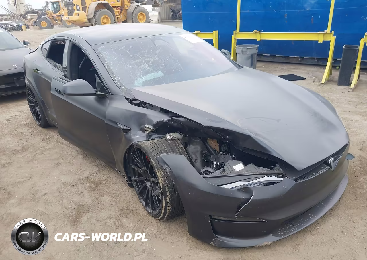 2024 Tesla Model S Plaid Tri Motor All-Wheel Drive