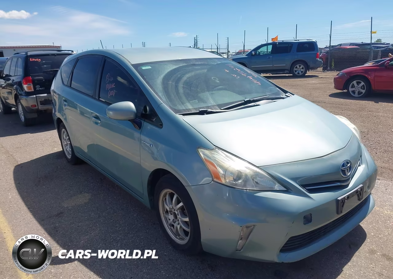 2014 Toyota Prius V Three – zdjęcie 1 z 16