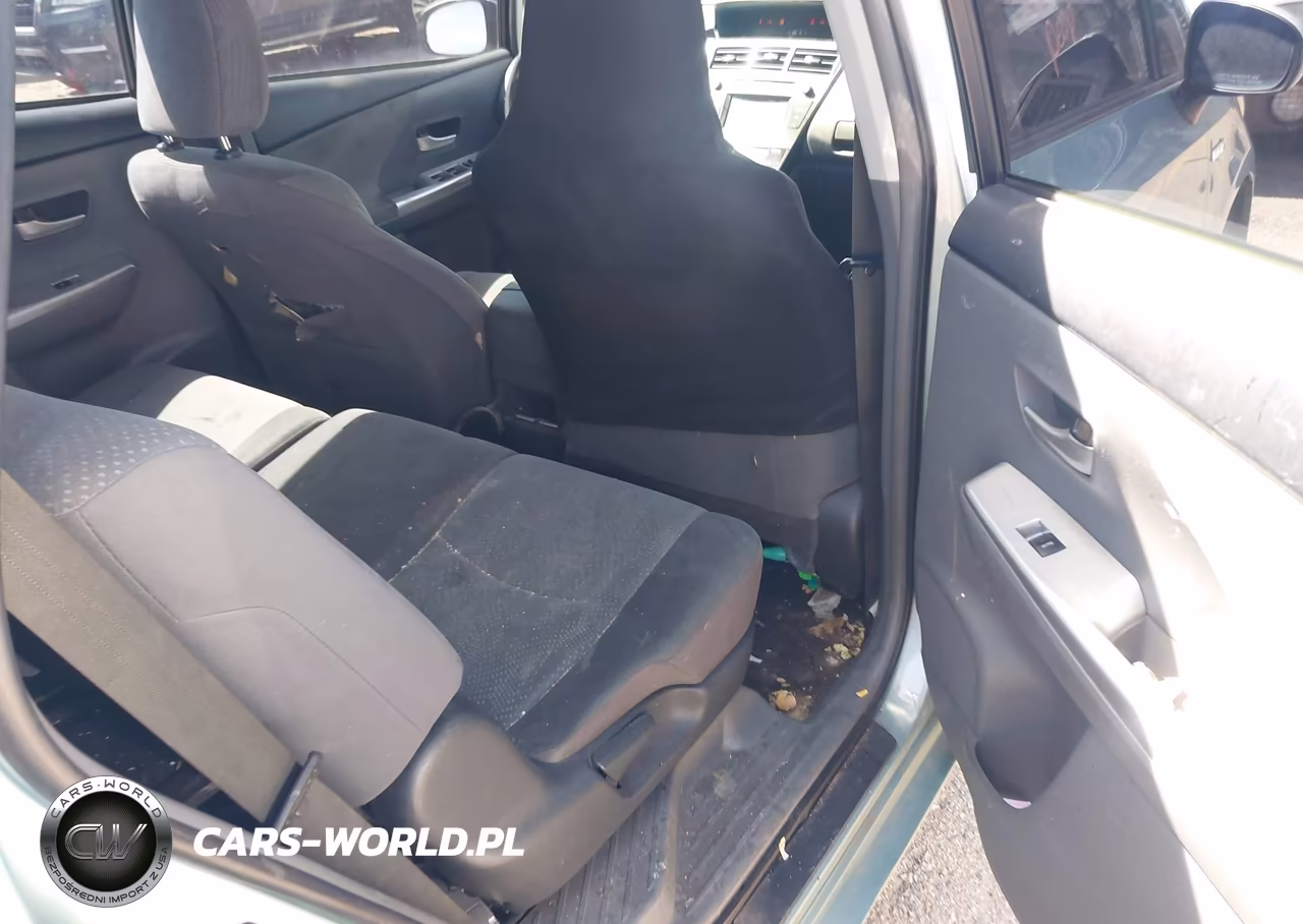 2014 Toyota Prius V Three VIN:JTDZN3EU7E3312845 - 8