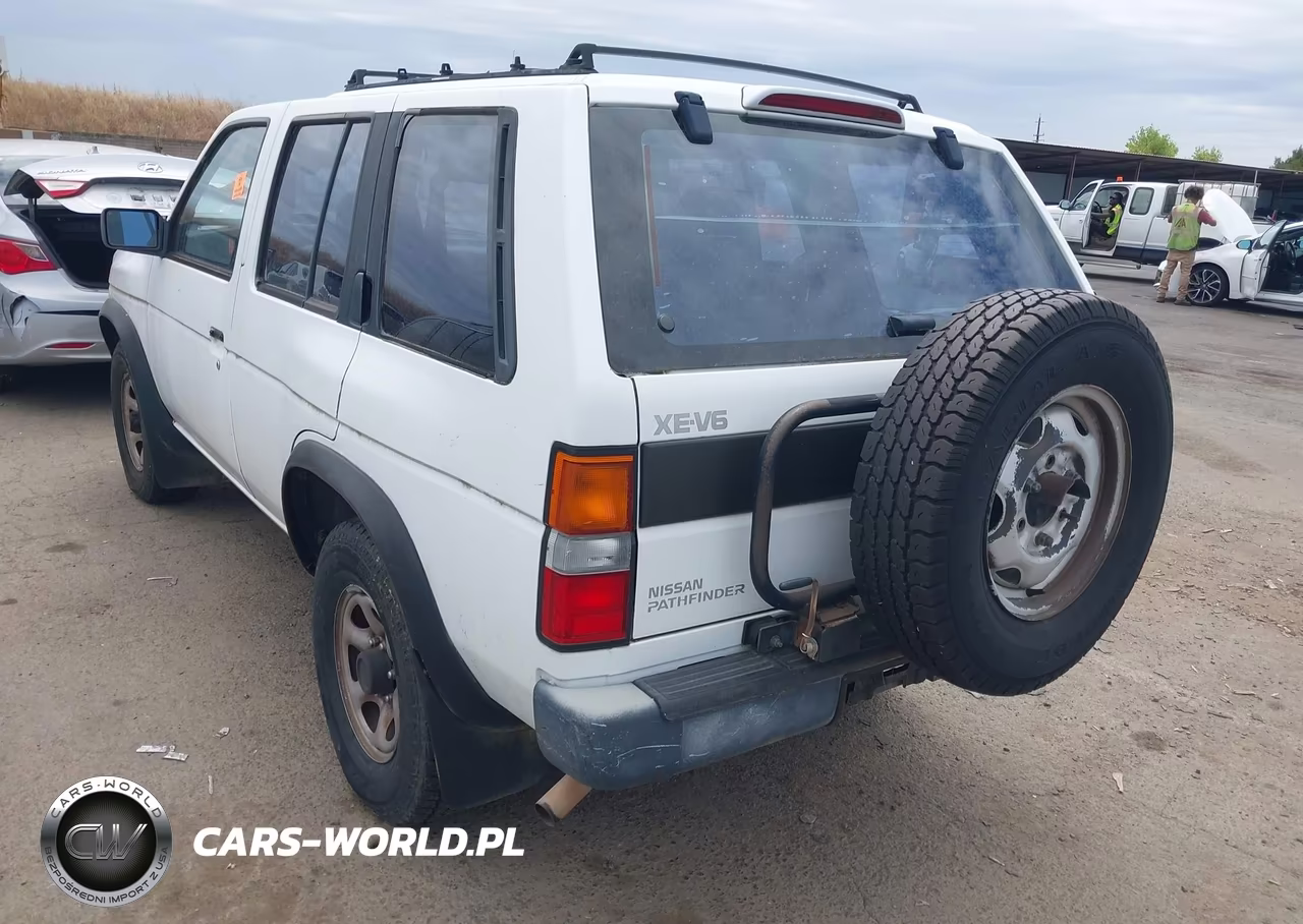 1995 Nissan Pathfinder Le-Se-Xe VIN:JN8HD17Y4SW104682 - 3
