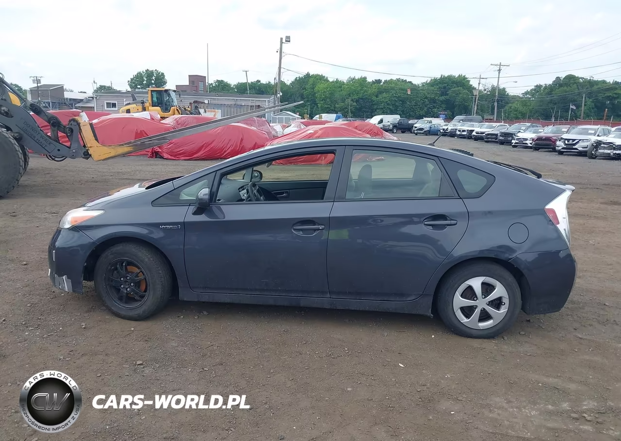 2012 Toyota Prius Two VIN:JTDKN3DU2C5468005 - 14