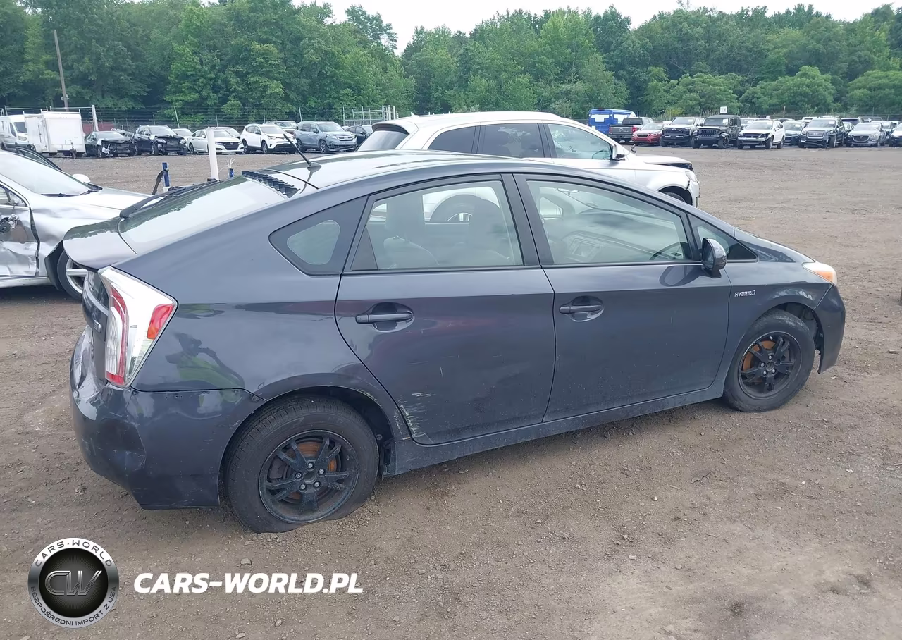 2012 Toyota Prius Two VIN:JTDKN3DU2C5468005 - 18