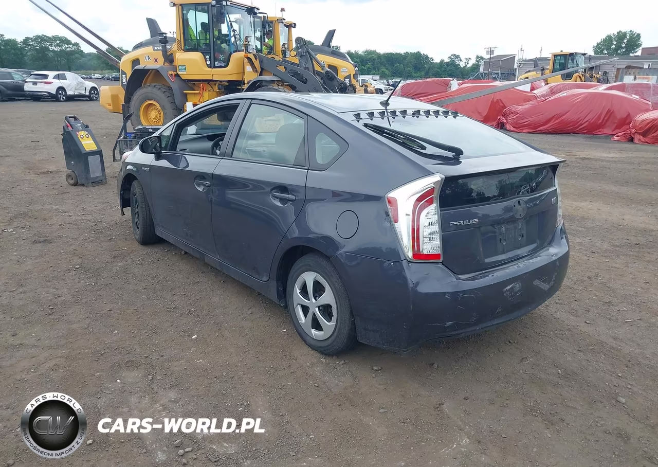 2012 Toyota Prius Two VIN:JTDKN3DU2C5468005 - 3