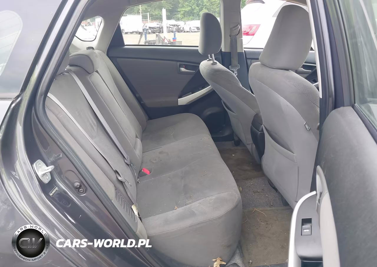 2012 Toyota Prius Two VIN:JTDKN3DU2C5468005 - 8