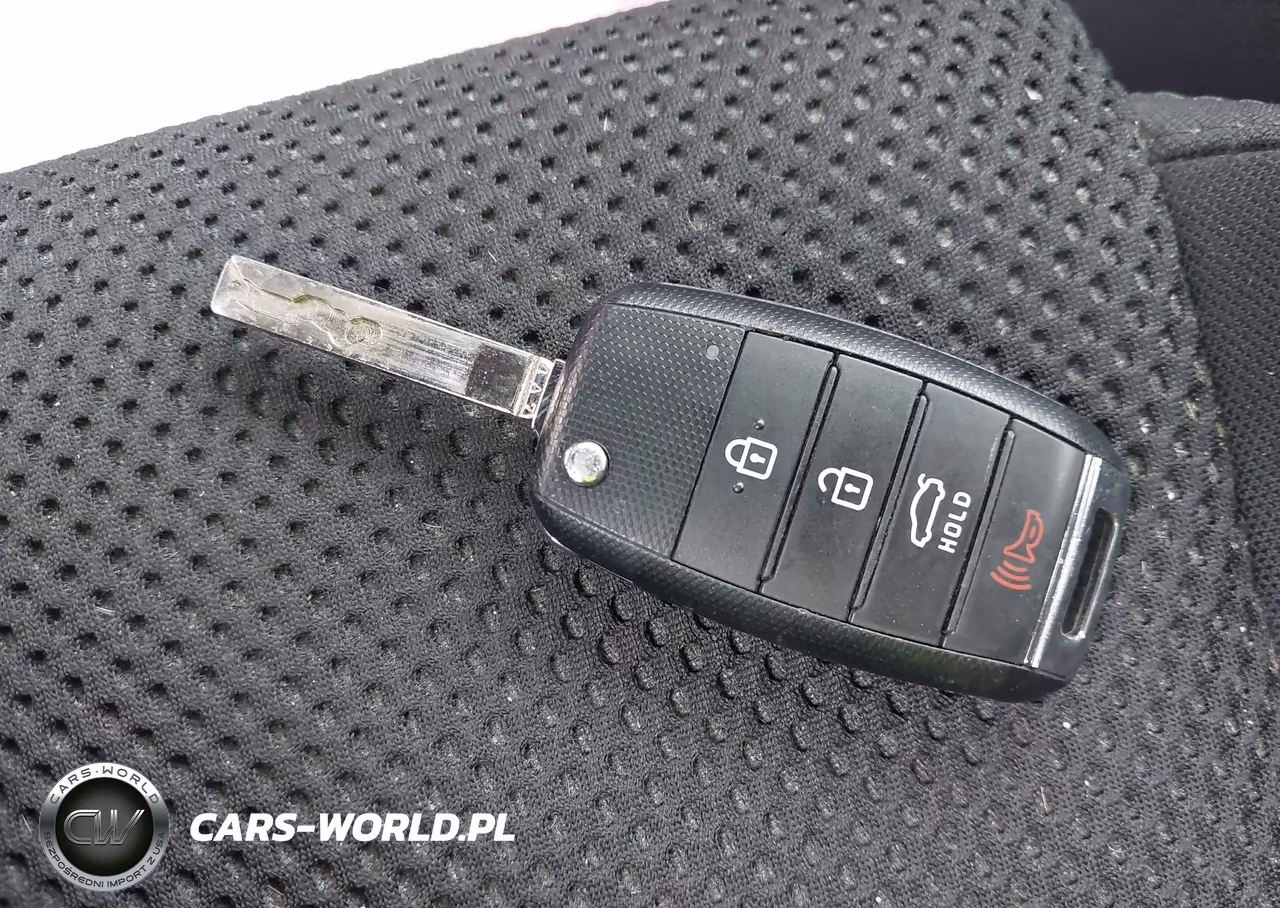 2019 Kia Optima Lx VIN:5XXGT4L35KG340877 - 11