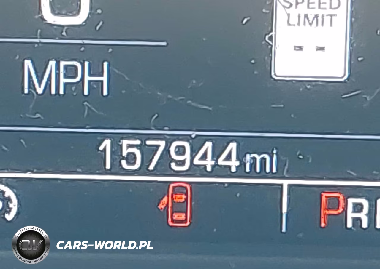2018 Chevrolet Suburban Lt VIN:1GNSKHKC4JR227074 - 15