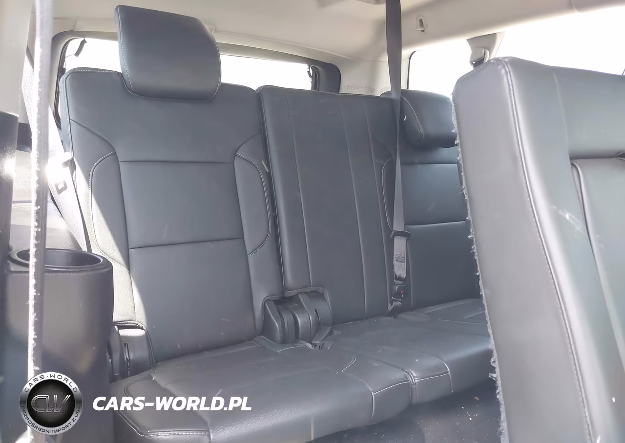 2018 Chevrolet Suburban Lt VIN:1GNSKHKC4JR227074 - 17